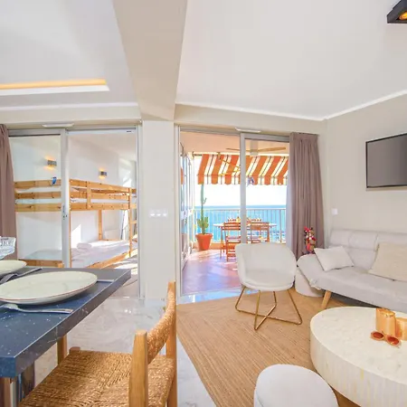 Vue Unique Luxueux, Parking Appartement Menton